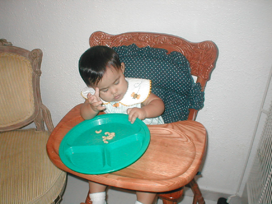 comiendo coditos
