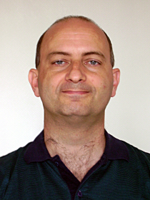 roberto3x4.png