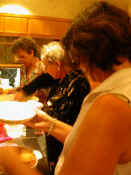 Kitchen3.jpg (53019 bytes)
