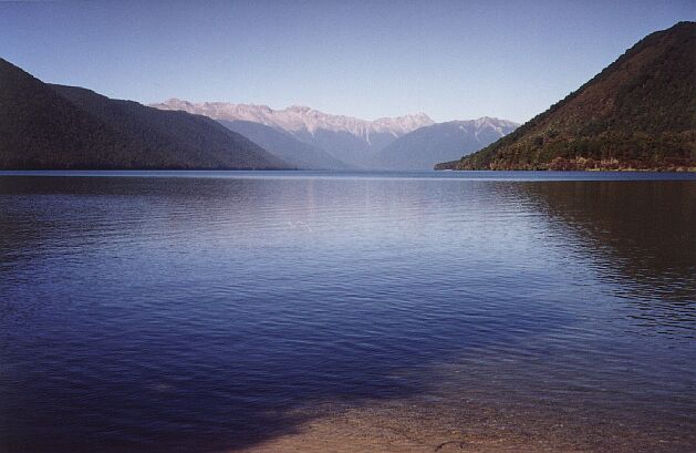 nz14.jpg (42504 bytes)