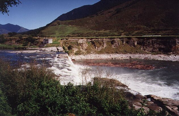 nz16.jpg (75207 bytes)