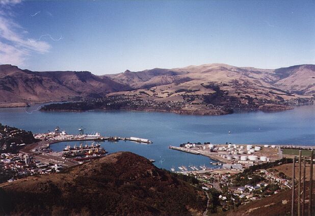 nz19.jpg (55494 bytes)