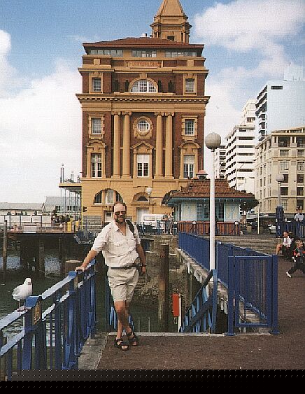 nz2.jpg (78202 bytes)