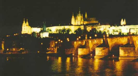 castle.jpg (17622 bytes)