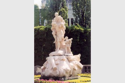   
Statue where sound of music was filmed. 
