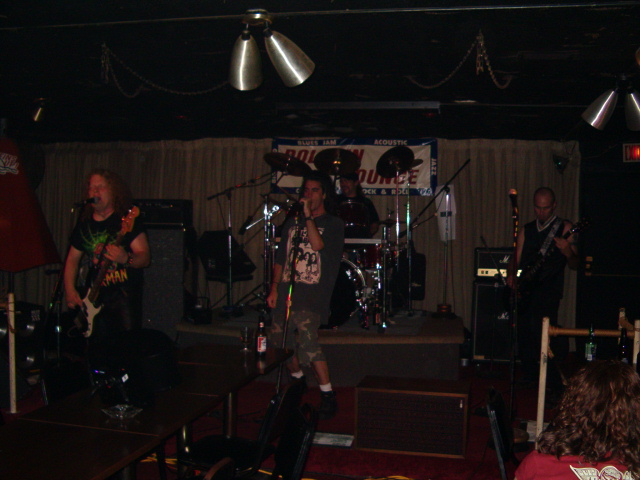 Voidgazer kickin' some ass also