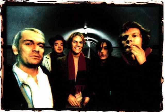 deus15.jpg (34K)