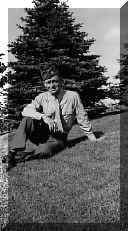 captain.jpg (19237 bytes)