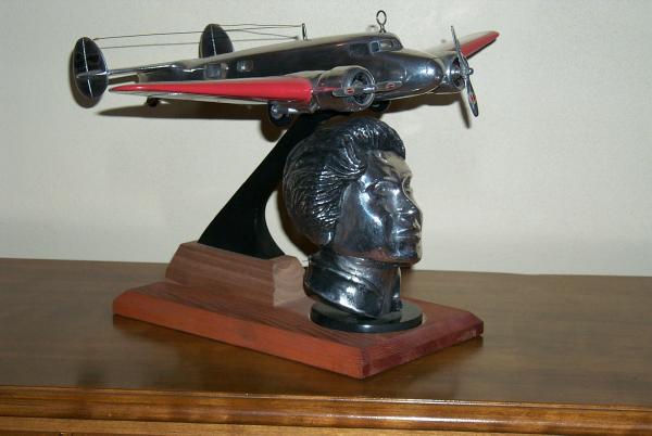 Amelia Earhart Plane and Bust