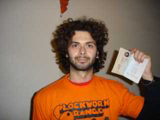 Giovanni..?? Passaporto prego??!!