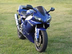 YZF R1 front