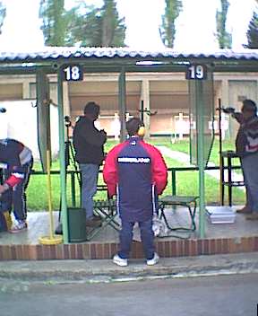 coaching the teammembers; Dirk's preparing for Center Fire