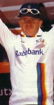 Rolf in maglia di Leadre