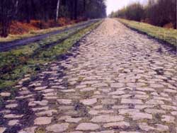 Il tremendo pav� delle strade verso Roubaix