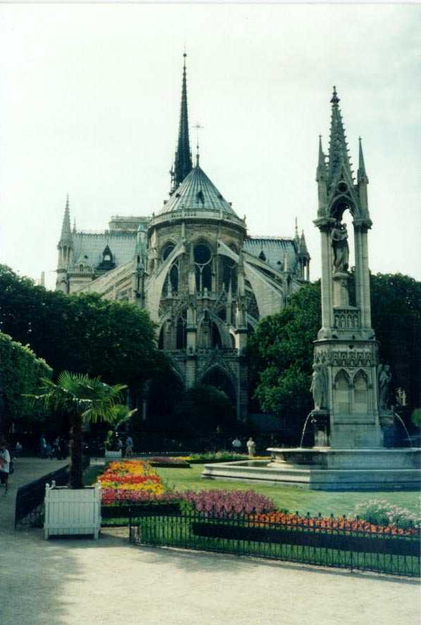 NOTRE DAME