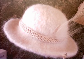FeltedHats003.jpg (13645 bytes)