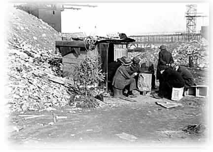 shanty town  the unemployed (Barriada proletaria de desempleados)