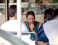 Russ is trayning in Sidney (Russ entren�ndose en Sidney)