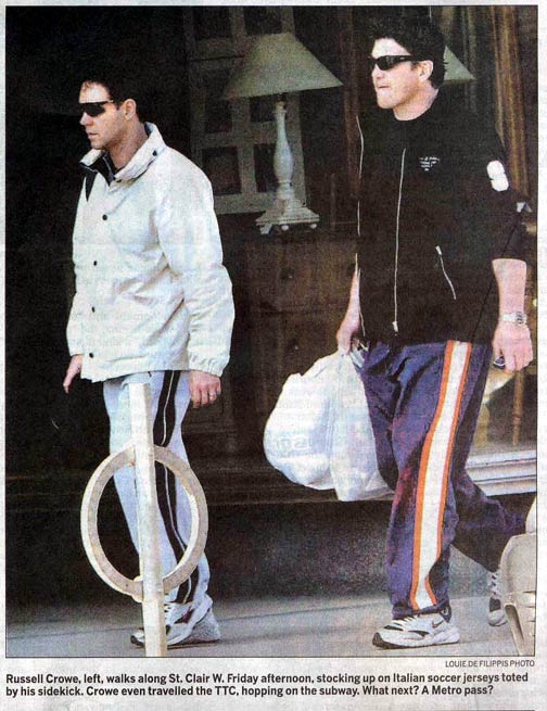 Russ in Toronto April 23 2004 (Russell en Toronto, 23 de abril del 2004)