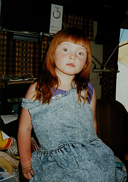 Junipurrr.JPG (122898 bytes)