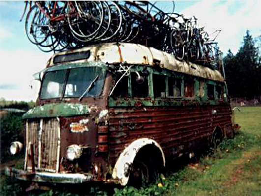Old_Bike_Bus_04.JPG (111725 bytes)