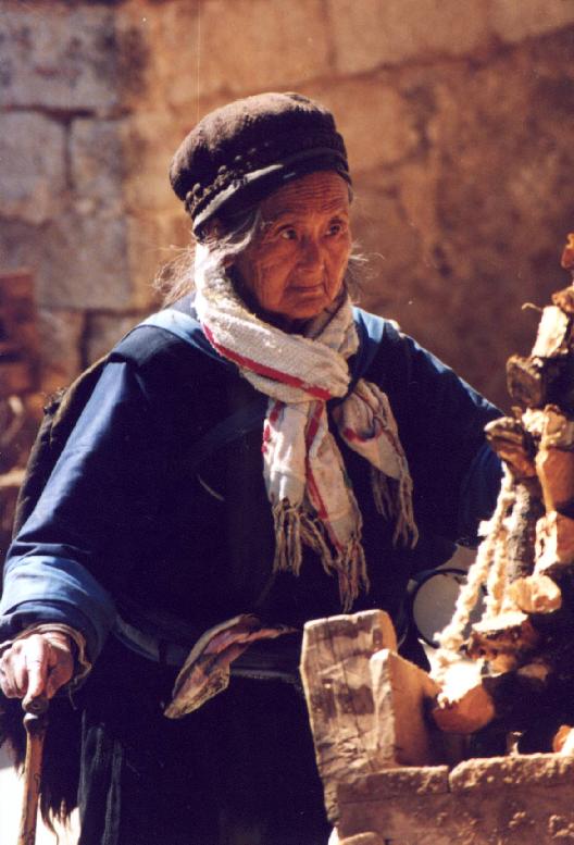 Isn't she scrumptious ? (Lijiang - China)