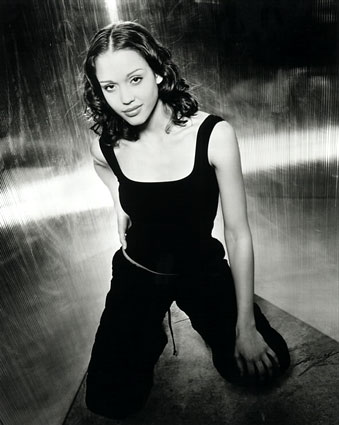 Jessica Alba playing in Dark Angel