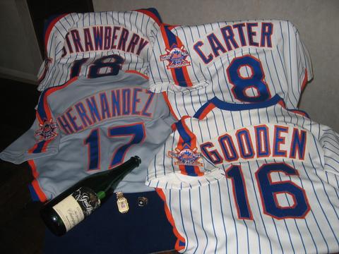 SOme 1986 Mets' jerseys