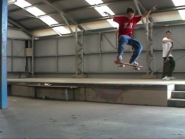 OLLIE OFF 3 STAIR STAGE AT MUDGEE STATE