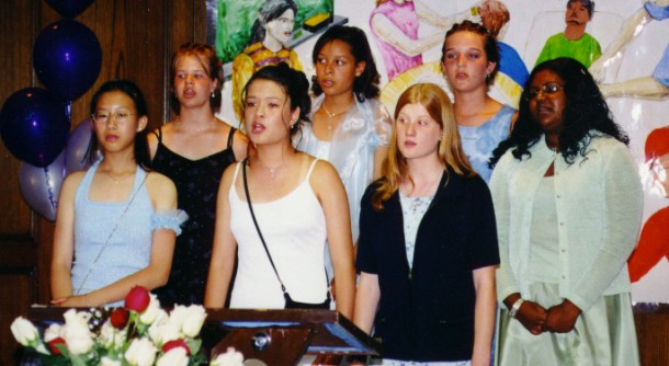 grls singing