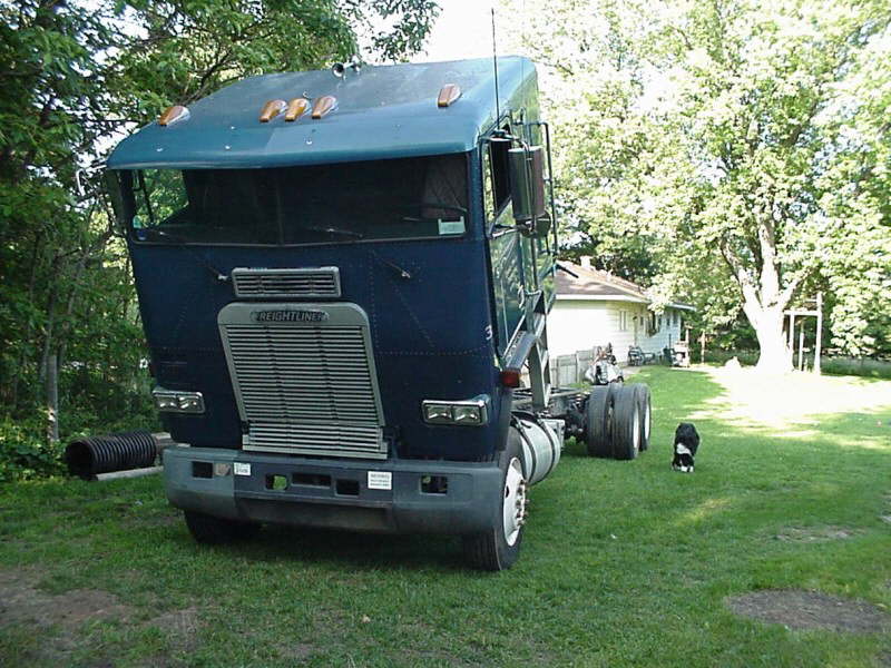 MVC-212F