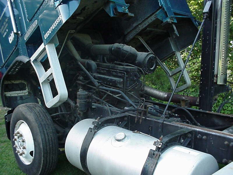 MVC-214F