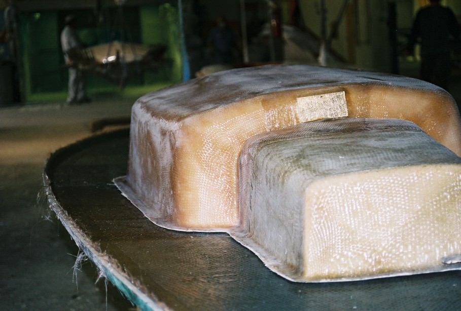 Sunfish are made of 4 parts:&nbsp; hull, deck, cockpit and maststep.