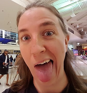 GOOOOFY Stephanie!