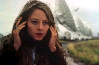 Jodie Foster im Film Contact