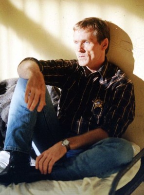 Xerife_sentado.jpg (30449 bytes)