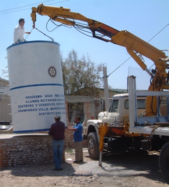 IR A MAGNA OBRA DE CONTENEDORES DE AGUA