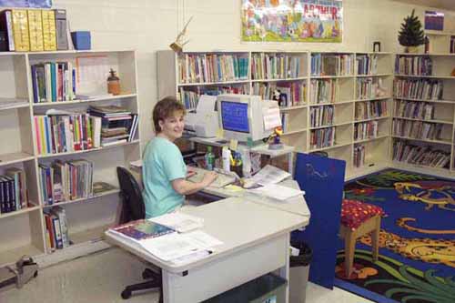 Claudia Luntsford, Librarian