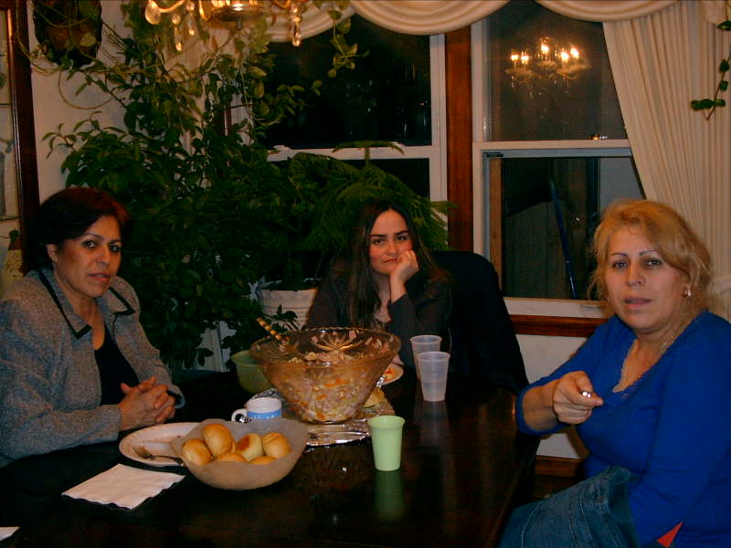 Tia Amalia, Pili, Mother Maria