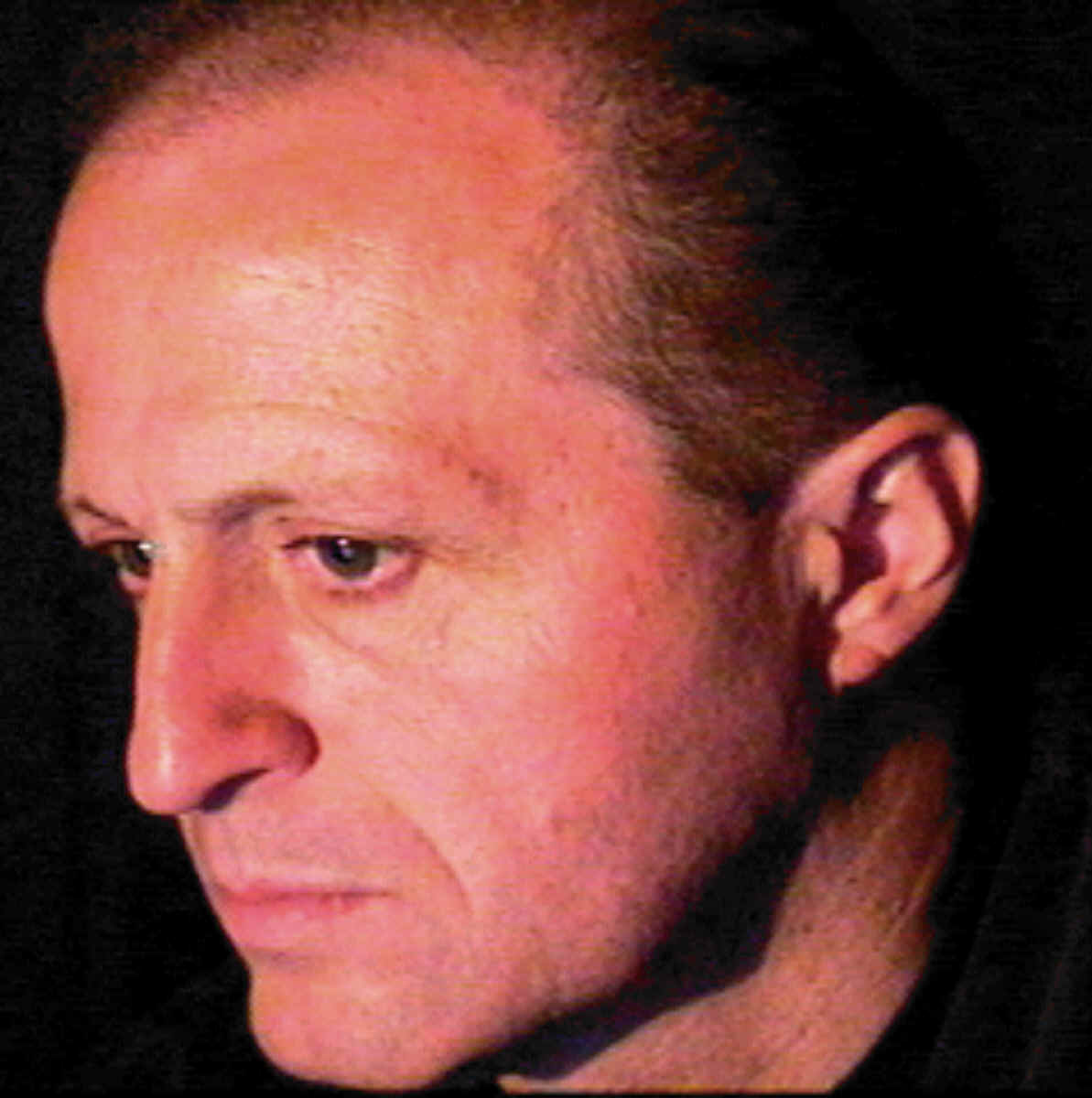 wpe90.jpg (82007 bytes)