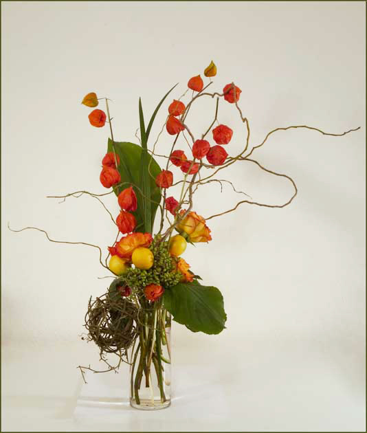 Floral+Arrangements+with+Lanterns Floral Arrangements with Lanterns http://www.geocities.ws/rtatka/my ...