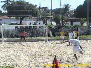 Lances de E E Ana J�lia Mousinho x Hip�crates ZN, juvenil. Foto - 