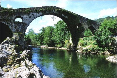 Puente romano de Cangas de Onis
