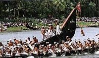 Punnamada Kayal, the must-visit place of Alappuzha where the boat race takes place. During the month of August-September, the backwaters become crowded with thousands of spectators and a large number of competitors who come to participate in the famous Nehru Trophy boat race. The long boats, designed to resemble snakes, can accommodate 120 people, making two rows of 60 each.