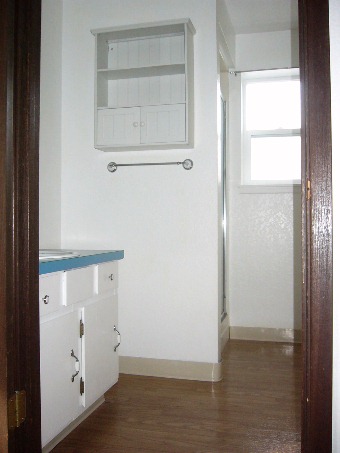 Floor 2 - BathRoom