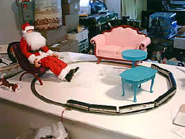 xmasdio1.jpg (70972 bytes)