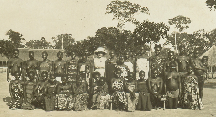 Miss Thompson with Manzalis wives 1917
