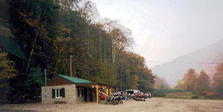 trailhead.jpg