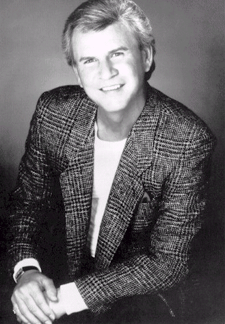 bobby_recent_bw.gif (93655 bytes)