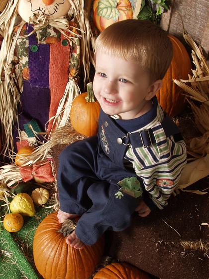 I have a pumpkin theme going on.. Yes I know!&nbsp; =)
